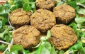 Stuzzicanti polpette vegan con lenticchie,spinaci e germogli di soia per uno sfizioso aperitivo o un nutriente secondo piatto.
